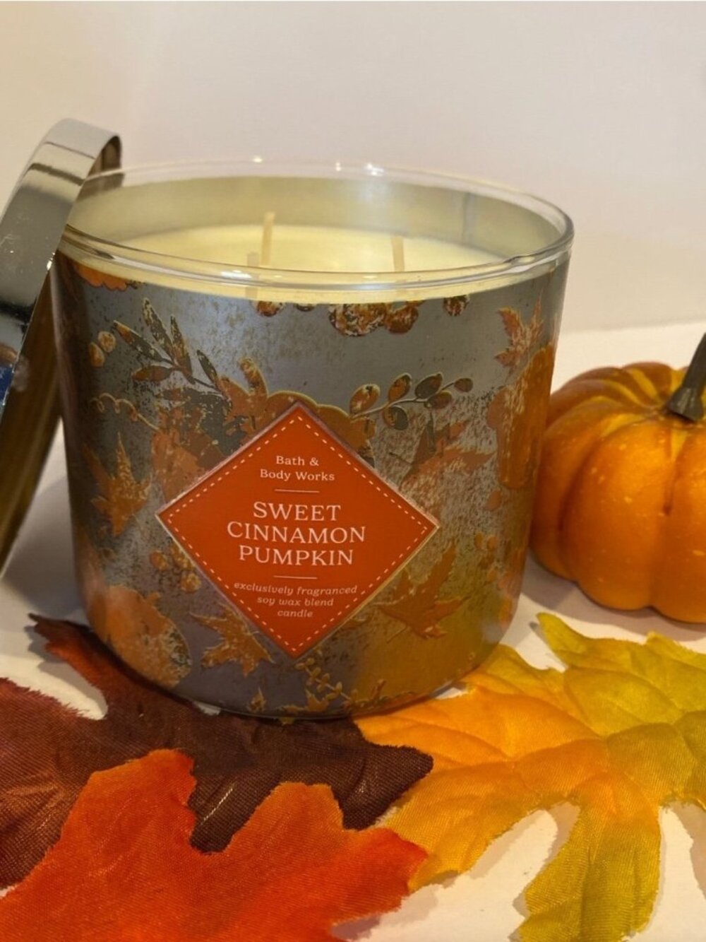 “Sweet Cinnamon Pumpkin” Bath & Body Works New 3 Wick Candle